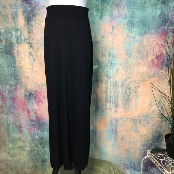 a.n.a Dresses & Skirts - 💥 a.n.a Classic Maxi A-Line Skirt